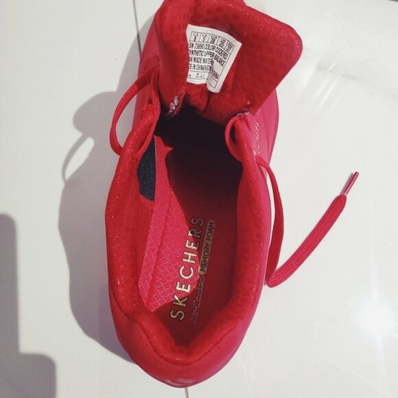 SKETCHERS UNOSTAND ON AIR RED SNEAKERS - Picture 6 of 9